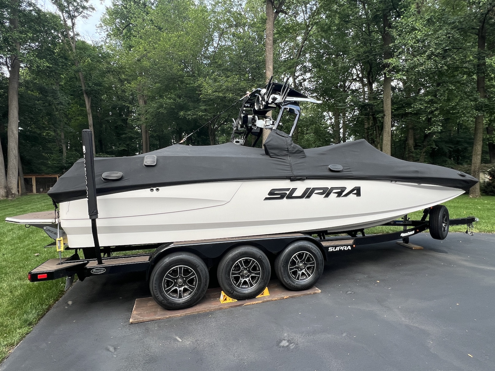 2017 SUPRA SE 550, FULLY LOADED, FRESHWATER, 358 hours Icon